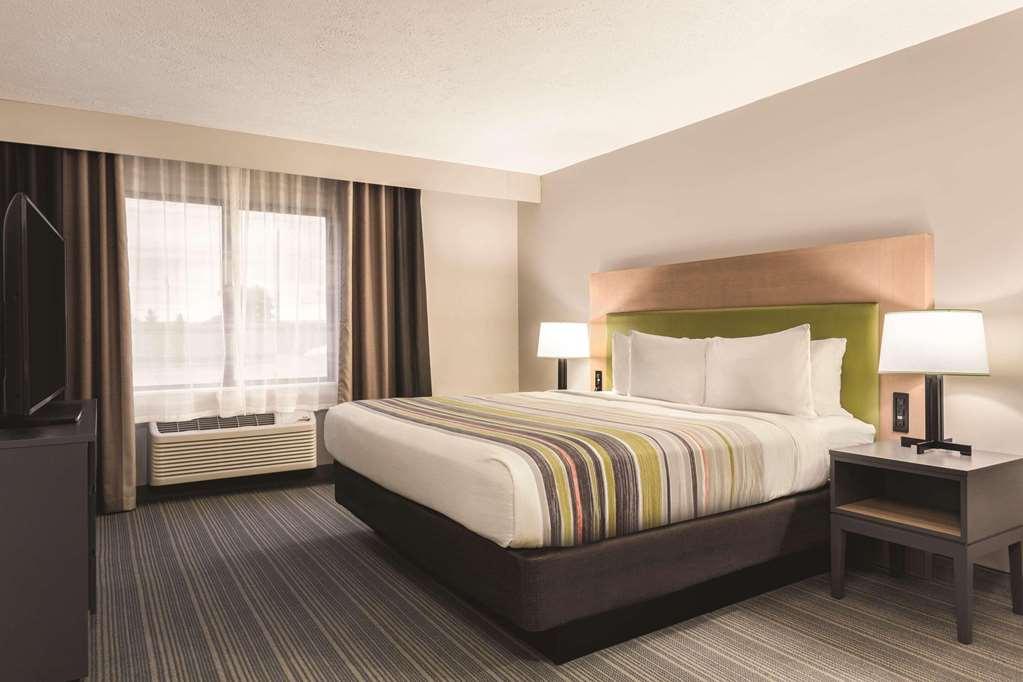 Country Inn & Suites By Radisson, Erie, Pa Kearsarge الغرفة الصورة