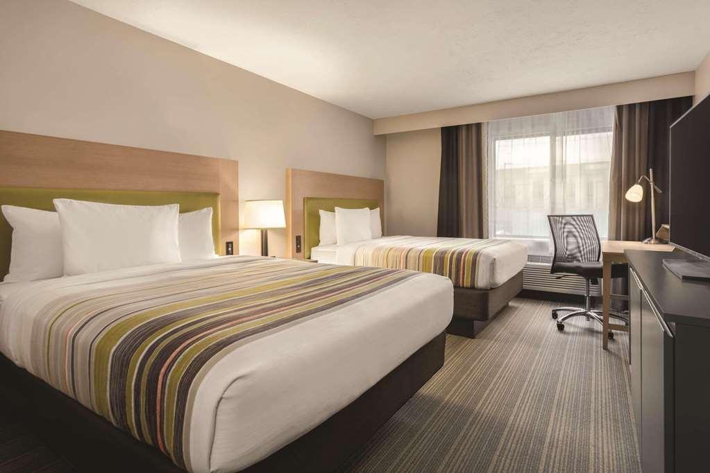 Country Inn & Suites By Radisson, Erie, Pa Kearsarge الغرفة الصورة
