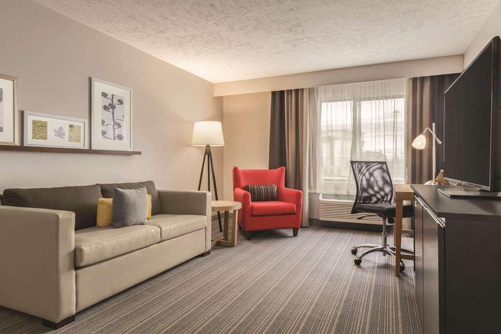 Country Inn & Suites By Radisson, Erie, Pa Kearsarge الغرفة الصورة