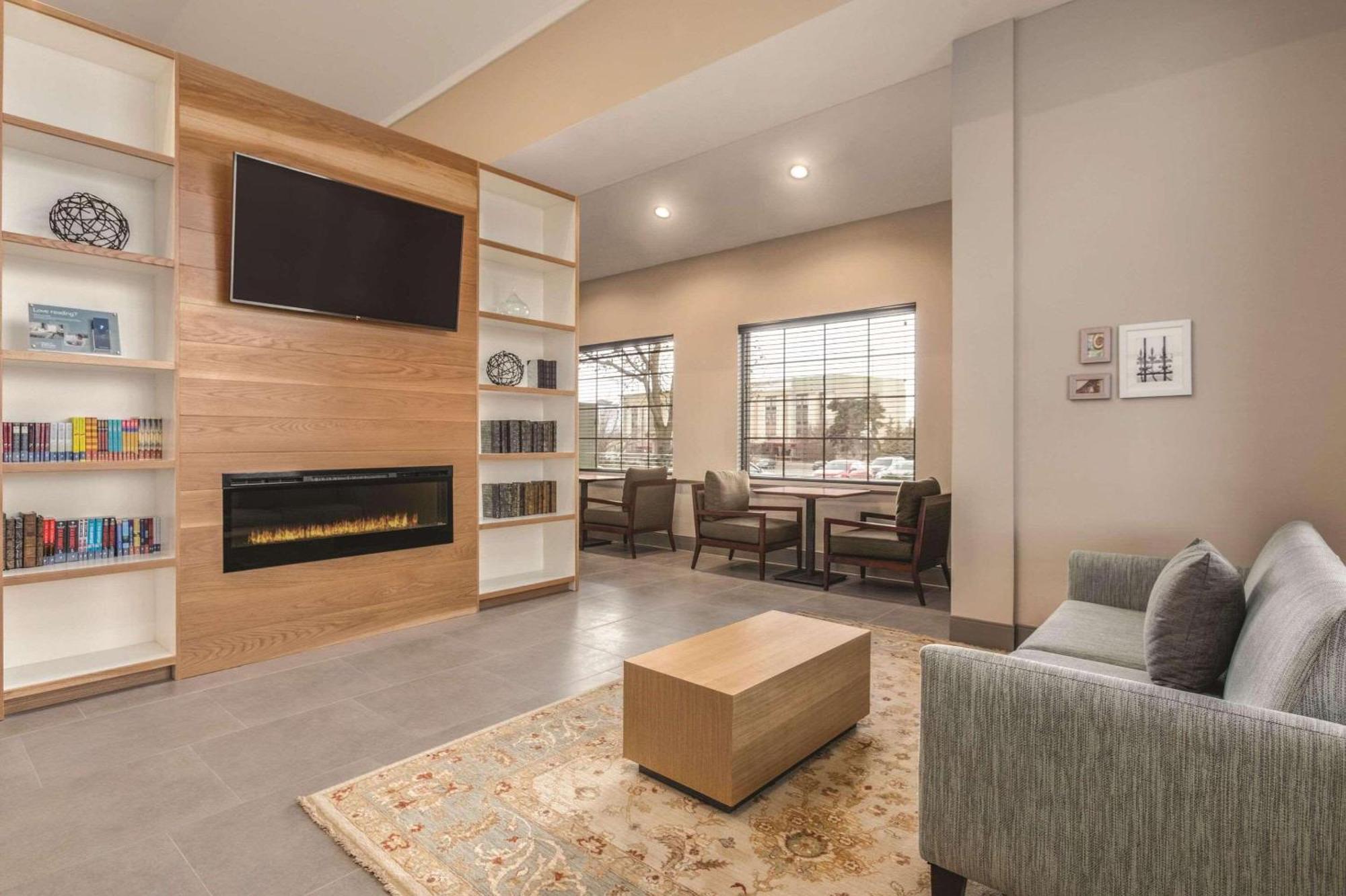 Country Inn & Suites By Radisson, Erie, Pa Kearsarge المظهر الخارجي الصورة