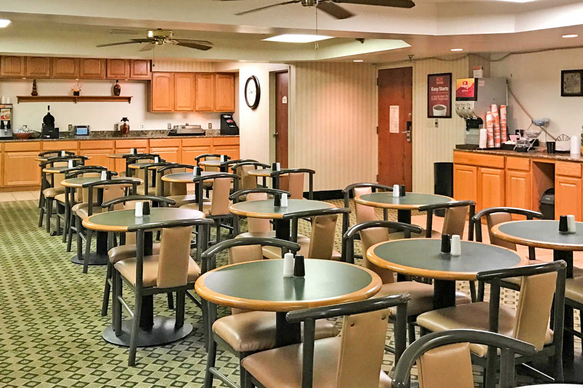 Country Inn & Suites By Radisson, Erie, Pa Kearsarge المرافق الصورة
